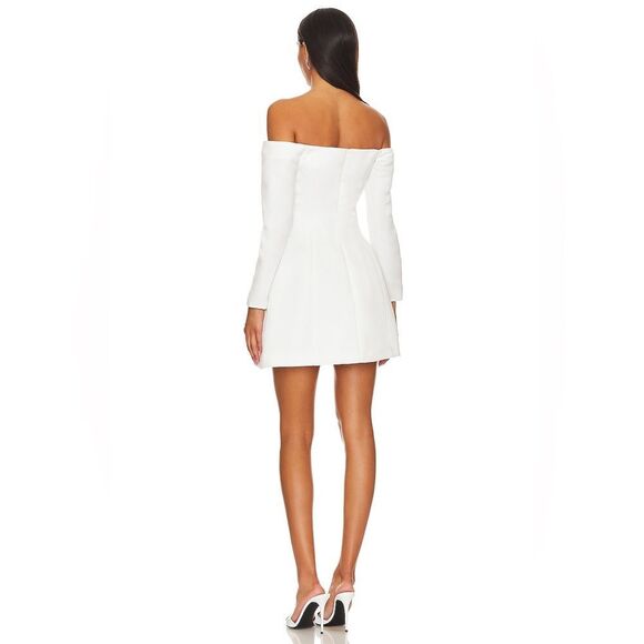 Elliatt Vida Dress in Ivory Off-Shoulder Long Sleeve size m NWOT - Picture 2 of 7